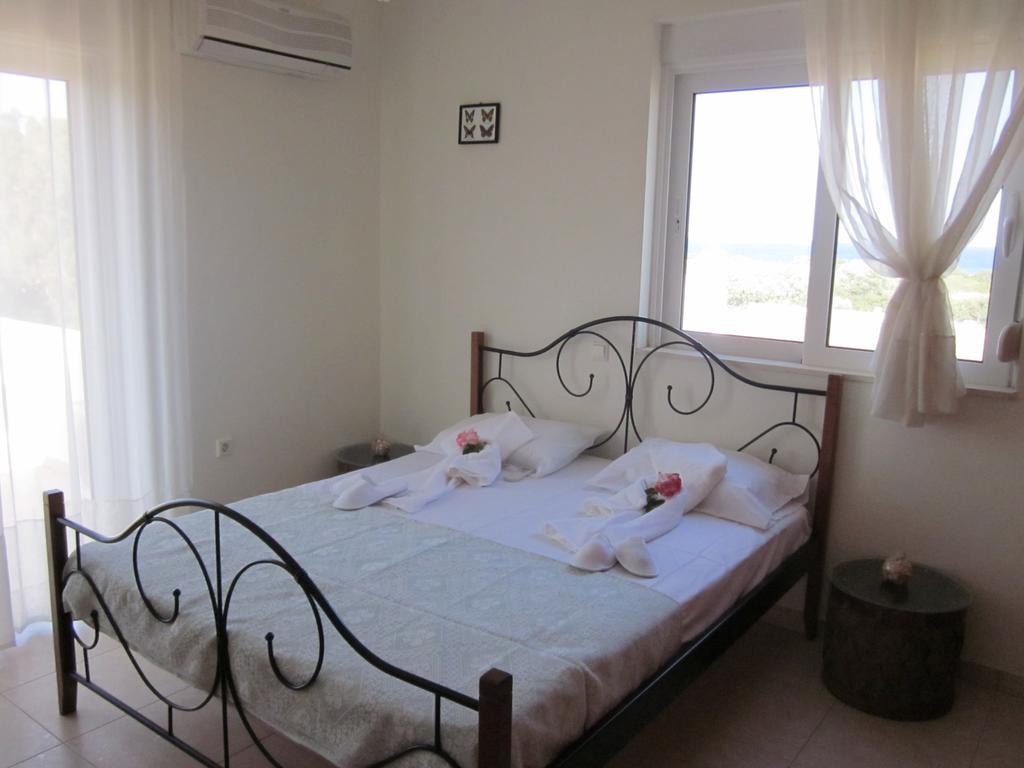 Sunshine Villa Gennadi Room photo