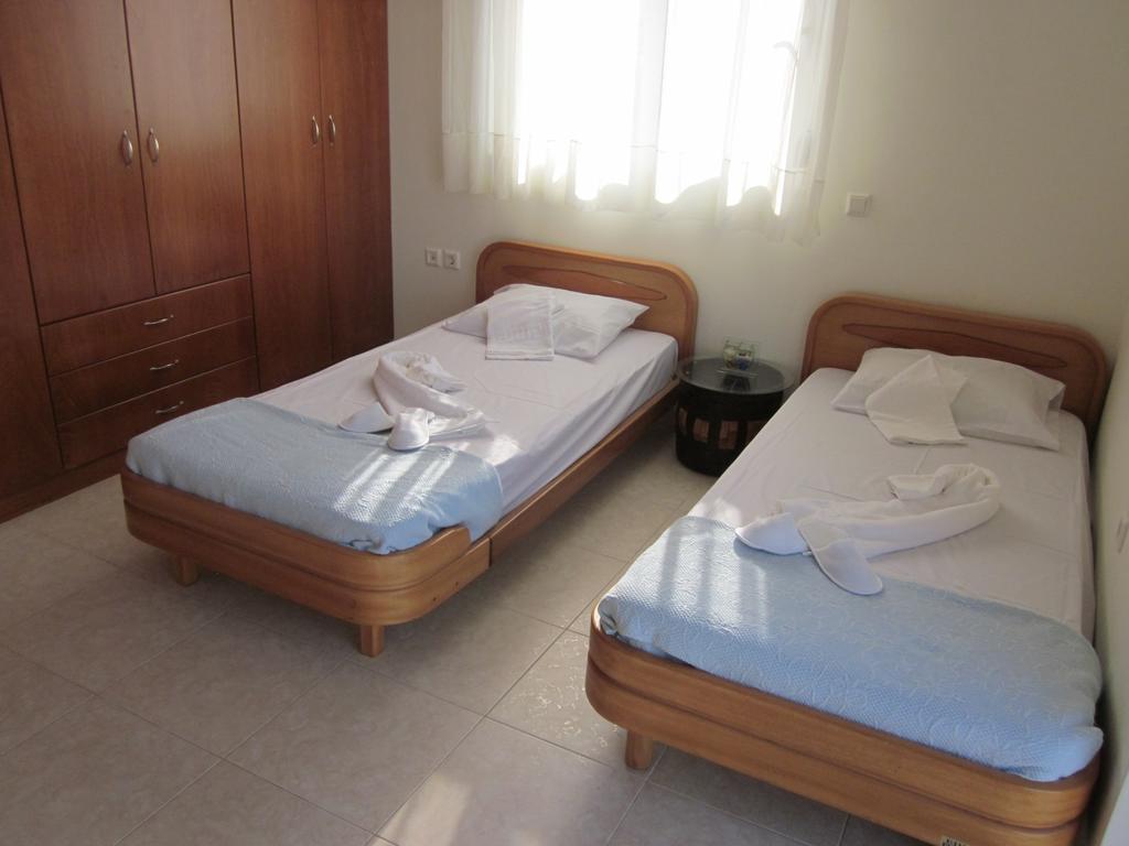 Sunshine Villa Gennadi Room photo